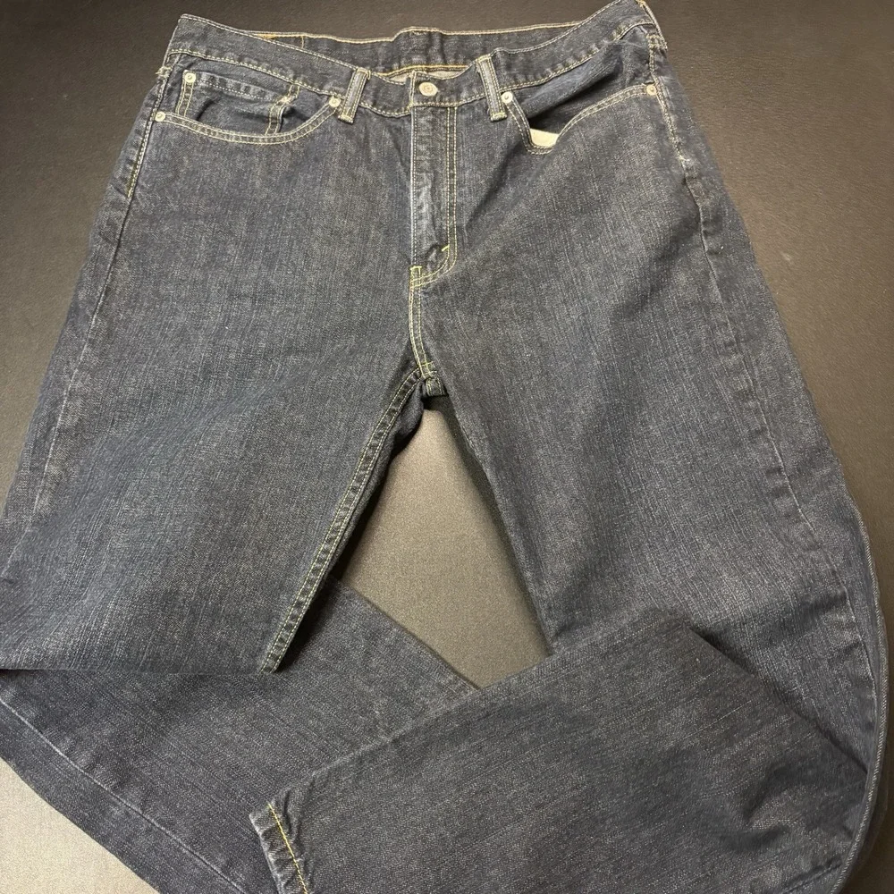 Levis 514 Straight Fit Men's 36Wx32L Dark Wash Blue Denim Jeans 100% Cotton